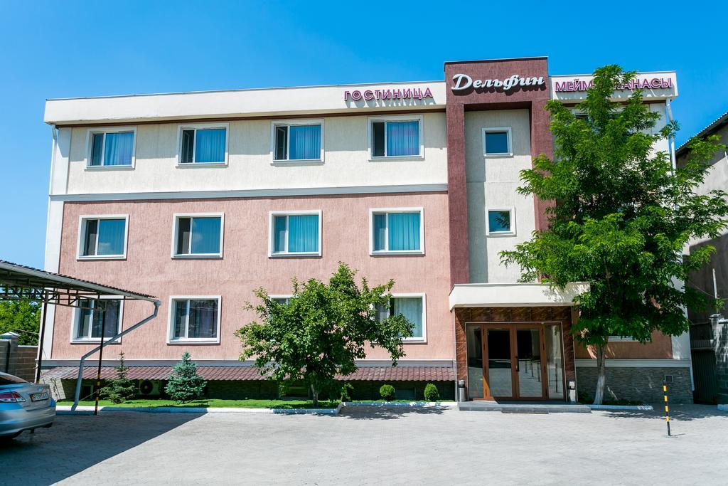 Delphin Guest House Bishkek Exterior photo